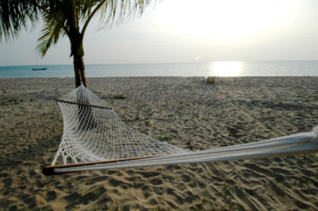 Anandah Beach Resort Ban Thung Tuk Esterno foto